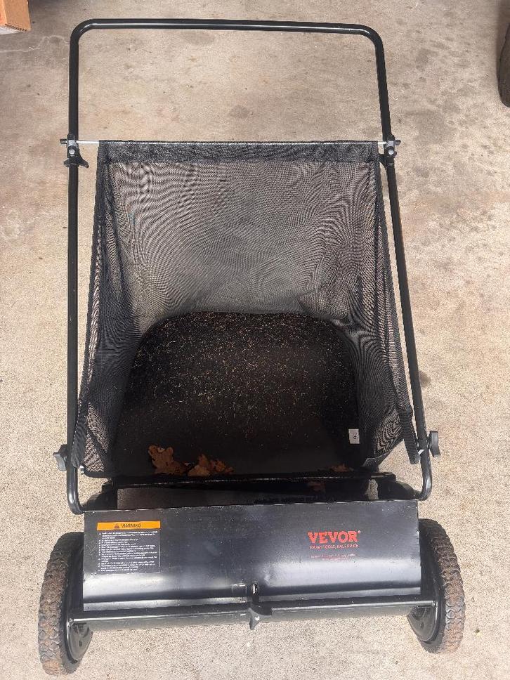 VEVOR Bladveger / Gazonveger – Snel bladeren opruimen!, Tuin en Terras, Veegmachines, Zo goed als nieuw, Ophalen