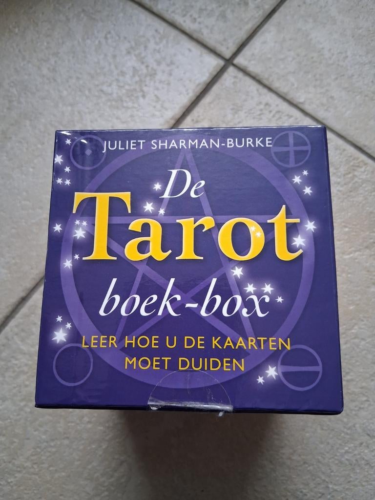 J. Sharman-Burka - De Tarot boek-box, Tarot of Kaarten leggen, Ophalen of Verzenden, Zo goed als nieuw, J. Sharman-Burka