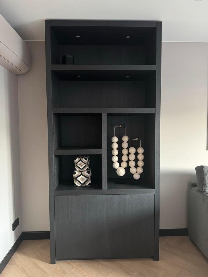 Eiken zwarte vakken kast (goossens barcelona), Huis en Inrichting, Kasten | Overige, Zo goed als nieuw, Ophalen