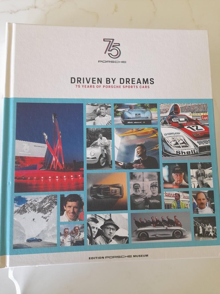 Porsche Driven by Dreams 75 years of Porsche sport cars, Ophalen of Verzenden, Zo goed als nieuw, Auto's