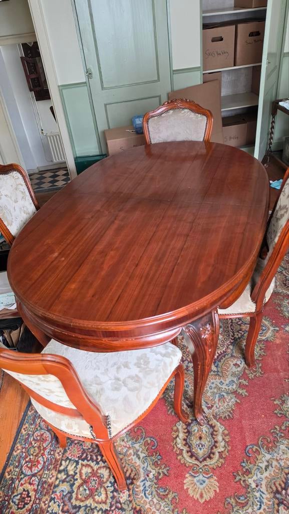 Ovale eettafel met 4 stoelen - Klassiek mahonie, Huis en Inrichting, Ophalen, Gebruikt, 100 tot 150 cm, Klassiek