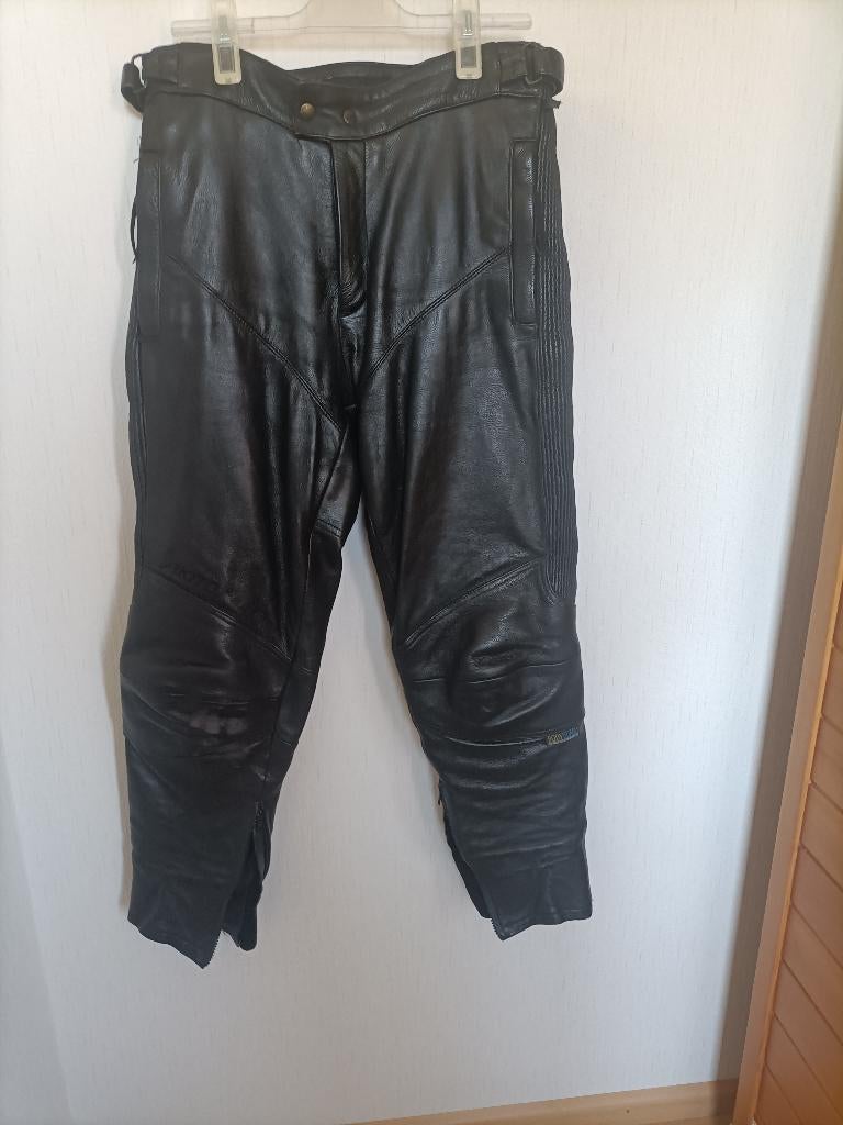 leren motorbroek dames Akito maat 44, Motoren, Kleding | Motorkleding, Ophalen, Tweedehands, Dames, Broek | leer