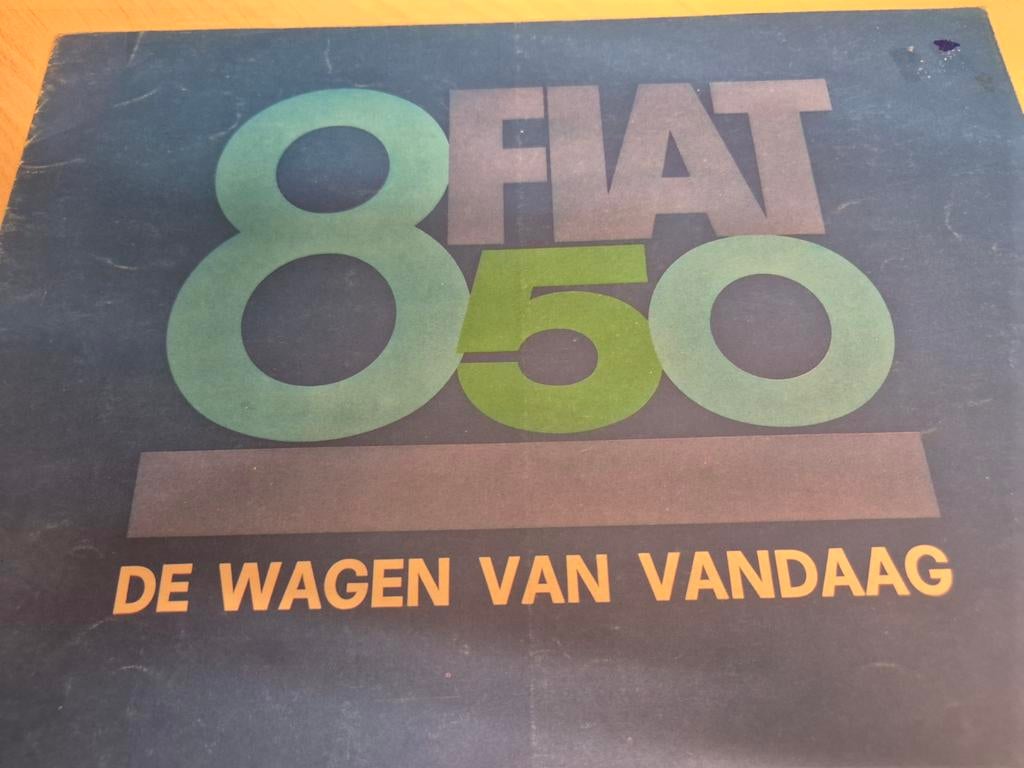 1965 Nederlands Fiat 850 folder met mooie foto's goede staat, Ophalen of Verzenden, Zo goed als nieuw, Overige merken