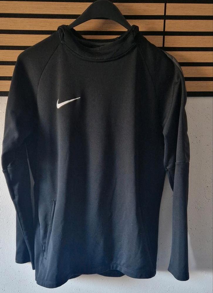 Nike Sportshirt met capuchon en zakken - Zwart, Maat S, Kleding | Heren, Sportkleding, Gedragen, Algemeen, Maat 46 (S) of kleiner