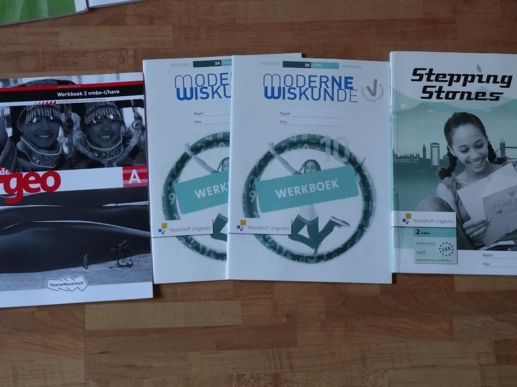 werkboeken 2 VMBO/havo/vwo geo wiskunde stepping stones, Ophalen of Verzenden, Zo goed als nieuw, VWO