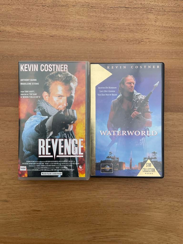 Kevin Costner VHS Collectie: Revenge & Waterworld, Vanaf 16 jaar, Ophalen of Verzenden, Gebruikt, Actie en Avontuur