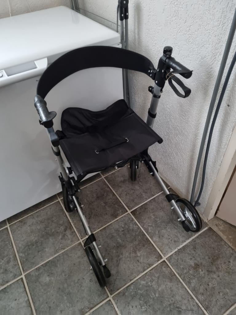Rollator, Ophalen, Opvouwbaar