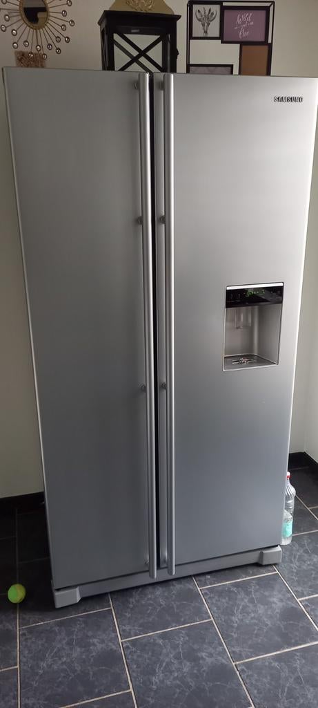 Samsung Amerikaanse Koelkast Side-by-Side met Waterdispenser, 200 liter of meer, 60 cm of meer, Met aparte vriezer, Zo goed als nieuw