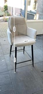 Beige barkruk met rugleuning en armleuningen, Ophalen, Gebruikt, Met voetsteun, 60 tot 90 cm