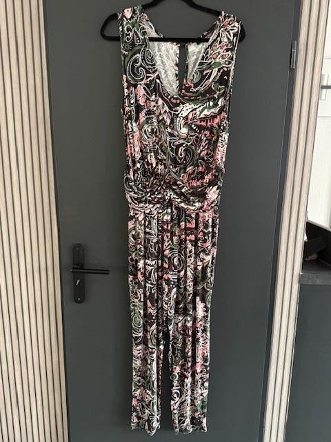 Zwart met brique en groene jumpsuit maat 44/46 van BPC, Kleding | Dames, Jumpsuits, Zwart, Maat 46/48 (XL) of groter, Nieuw, Ophalen of Verzenden