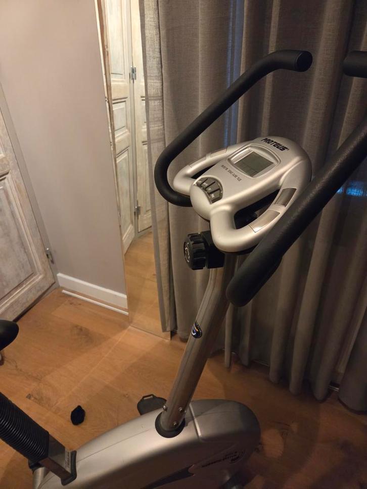 Proteus PEC-20-25 Hometrainer defecte computer, Sport en Fitness, Fitnessapparatuur, Zo goed als nieuw, Hometrainer, Ophalen of Verzenden