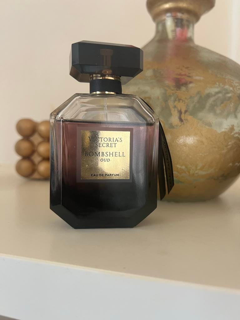 Victoria's Secret Bombshell Oud Eau de Parfum 50 ml, Ophalen of Verzenden, Gebruikt