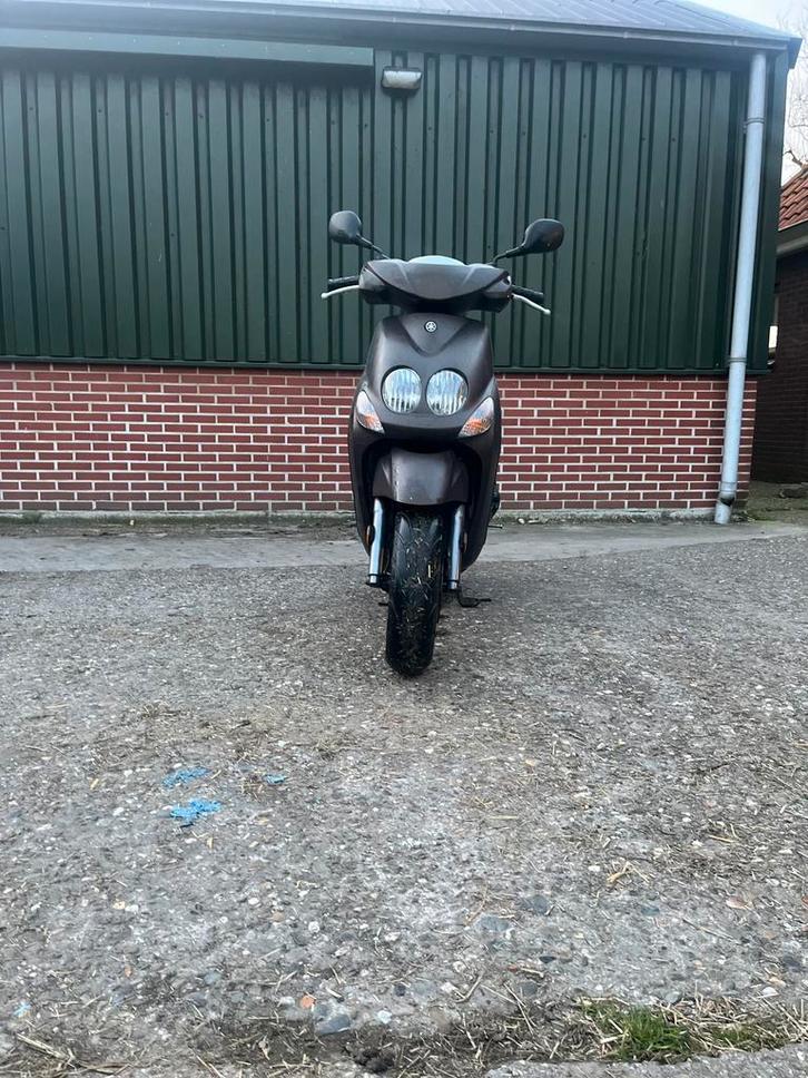 Yamaha neos lichte opknapper, Fietsen en Brommers, Scooters | Overige merken, Zo goed als nieuw, Benzine, Ophalen