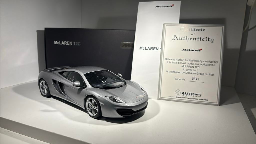 McLaren 12c grey autoart 1.18, Hobby en Vrije tijd, Modelauto's | 1:18, Ophalen of Verzenden, Autoart, A, A