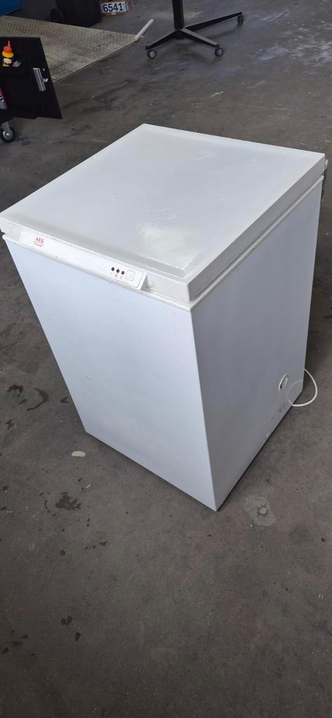 AEG Vriezer met bovenlader, Witgoed en Apparatuur, Vriezers en Diepvrieskisten, Gebruikt, Vrijstaand, Vrieskist, 85 tot 120 cm