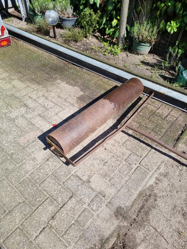 Robuuste gazonwals - Ideaal voor een strak gazon, Ophalen of Verzenden, Gebruikt, Handgrasmaaier