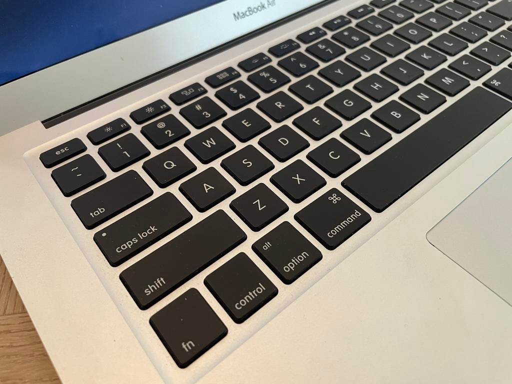 MacBook Air mid 2012 2Ghz core i7 8Gb 250Gb SSD, Computers en Software, Apple Macbooks, Gebruikt, 256 GB, 2 tot 3 Ghz, Qwerty