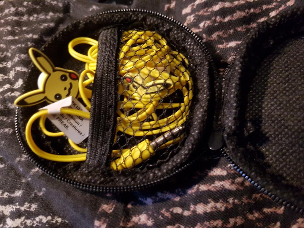 Pikachu-hoofdtelefoon, 3€, Ophalen of Verzenden, Minder dan 60 watt, Overige merken