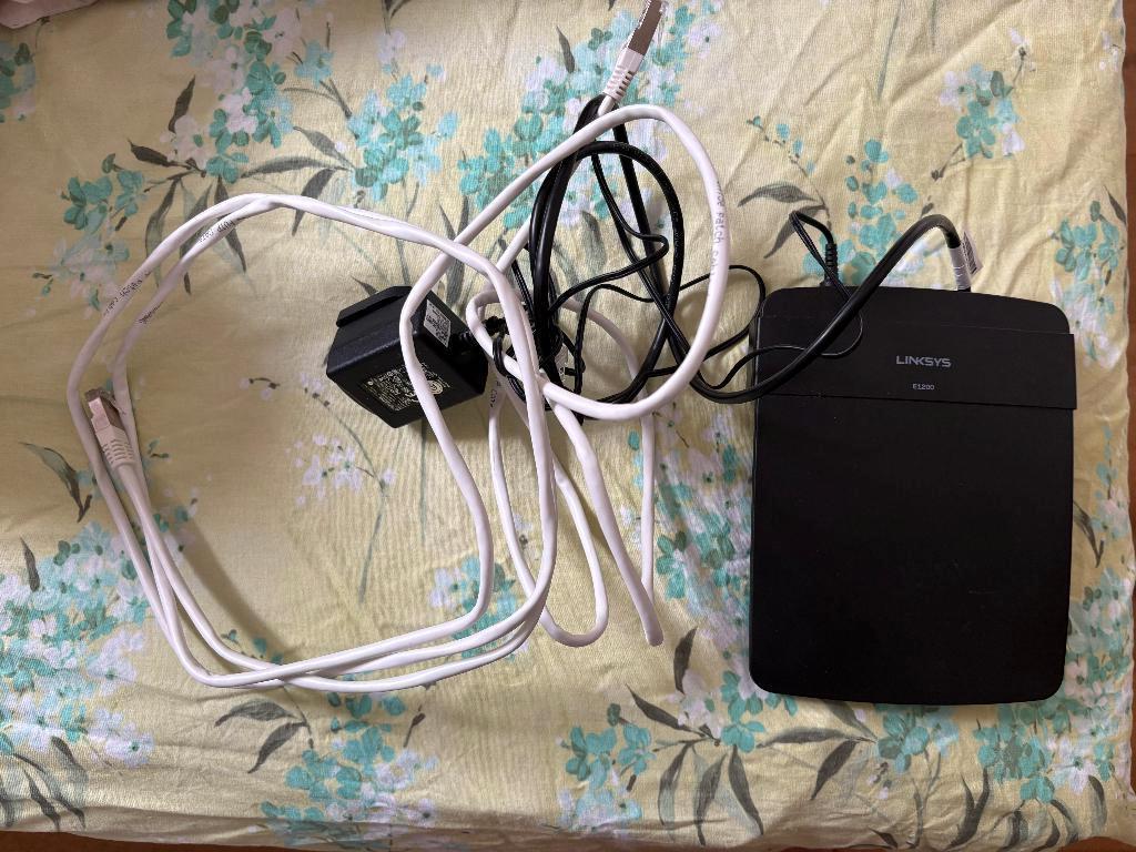 Linksys E1200 Router, Ophalen, Zo goed als nieuw, Linksys