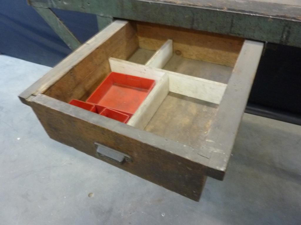 Zware wandgemonteerde werkbank 60x150cm werktafel + lade, Ophalen, Gebruikt, Handelsonderneming Hendriksen, 120 tot 170 cm