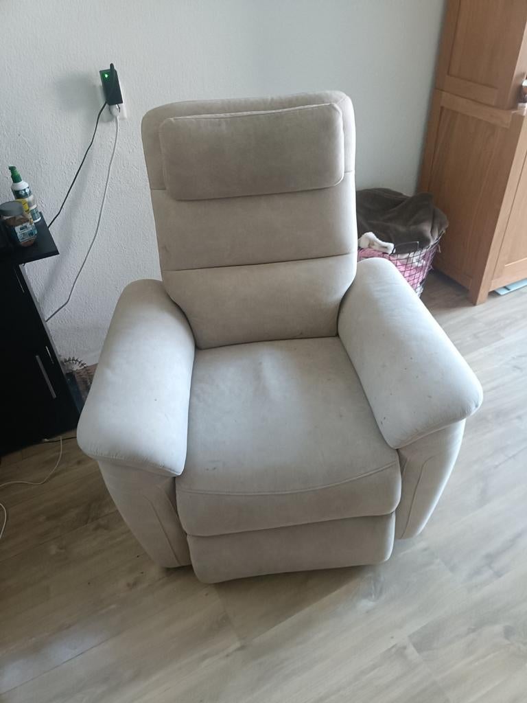 Comfortabele Elektrische Relaxstoel, Gebruikt, Modern, Comfort, 75 tot 100 cm, Ophalen of Verzenden