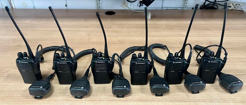 Motorola GP344 Portofoons met Oplader - Complete Set, Ophalen of Verzenden, Gebruikt, 5 tot 15 km, Portofoon of Walkie-talkie