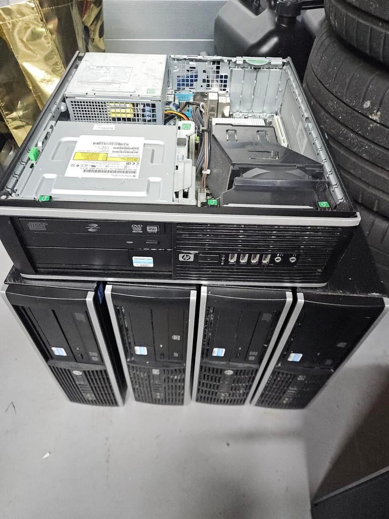2x HP Compaq 8200 sff | i5-2400 - 4GB ram, Computers en Software, .   HP  ., Ophalen of Verzenden, Intel Core i5, 3 tot 4 Ghz