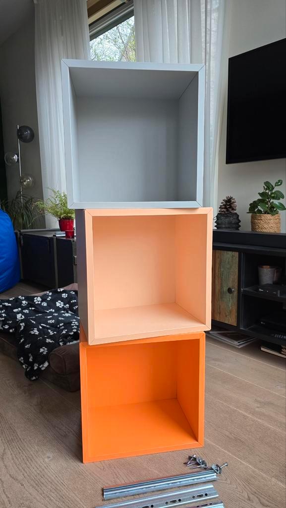 3x IKEA Eket kastjes 35x35x25cm met hangbeugels, Huis en Inrichting, Kasten | Overige, Zo goed als nieuw, Ophalen