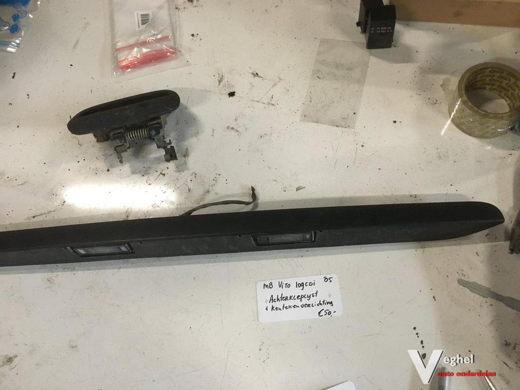 Mercedes Vito 109cdi 2005 Achterkleplijst met kentekenverlic, Auto-onderdelen, Gebruikt, -, -, Ophalen of Verzenden