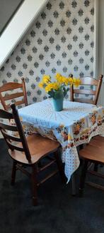 4 nieuwe  eiken geloogd Oisterwijk meubels eetkamerstoelen, Ophalen, Nieuw, Bruin