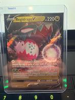 Pokémon Kaart Regidrago V - Zo goed als nieuw, Hobby en Vrije tijd, Verzamelkaartspellen | Pokémon, Ophalen of Verzenden, Zo goed als nieuw