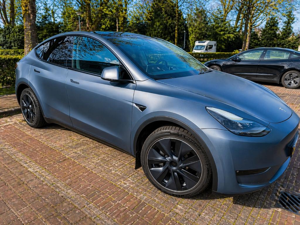 Model Y Long Range AWD met FSD en Acceleration Boost, Auto's, Tesla, Automaat, 0 cilinders, Blauw, Origineel Nederlands