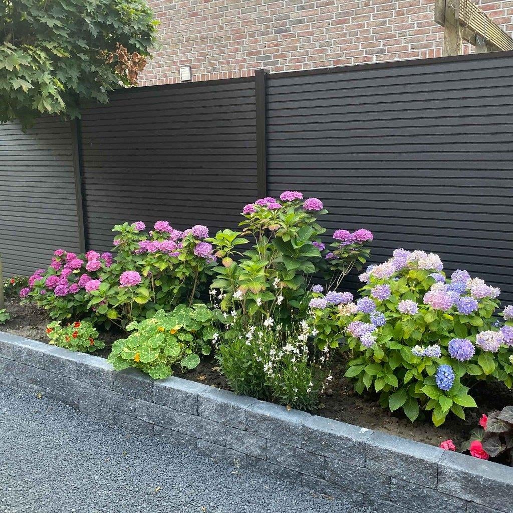 OP=OP Ruim 11 meter composiet schutting zwart - extra hoog, Kunststof, 1 tot 2 meter, Compoziet B.V., 6 meter of meer