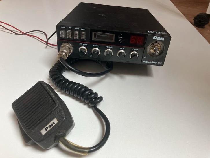 Pan Mega-Top FM CB-radio met Hoogden versterkte microfoon, Telecommunicatie, Zenders en Ontvangers, Gebruikt, Zender en Ontvanger