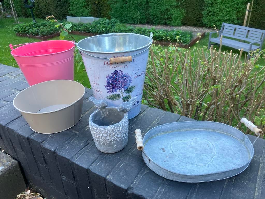 Zinken schaal, plantenpotten en planten emmers, Tuin en Terras, Bloembakken en Plantenbakken, Gebruikt, Balkon, Ophalen of Verzenden