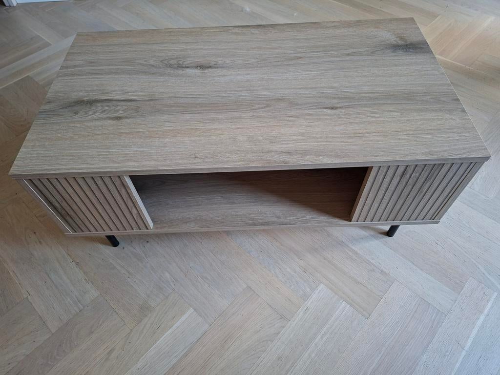 Moderne salontafel met eiken fineer en opbergruimte, Ophalen, 50 tot 100 cm, Modern, Scandinavisch, 50 tot 100 cm