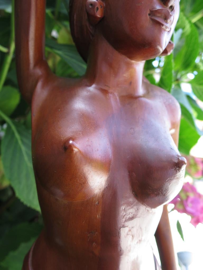 PRACHTIG UIT HOUT GESNEDEN VROUW BEELD 60CM, Antiek en Kunst, Kunst | Beelden en Houtsnijwerken, Ophalen of Verzenden