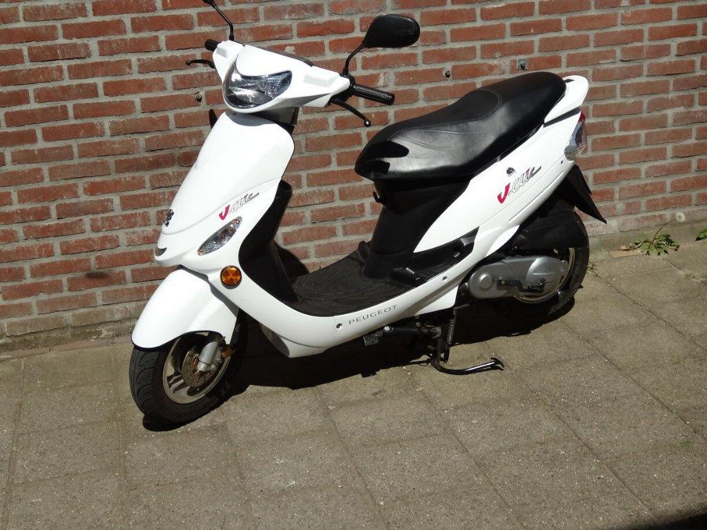 Peugeot V-Clic snorscooter, Ophalen, Overige modellen, 49 cc, Zo goed als nieuw
