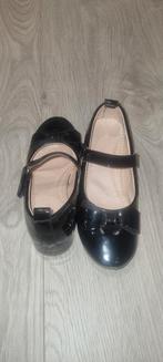 Zwarte kinderhakken maat 33 met strik, Ophalen of Verzenden