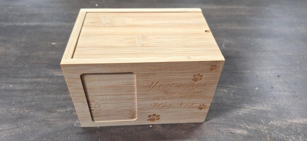 Houten Urn voor huisdier met persoonlijke gravure, Hout, Nieuw, Ophalen of Verzenden, Landelijk