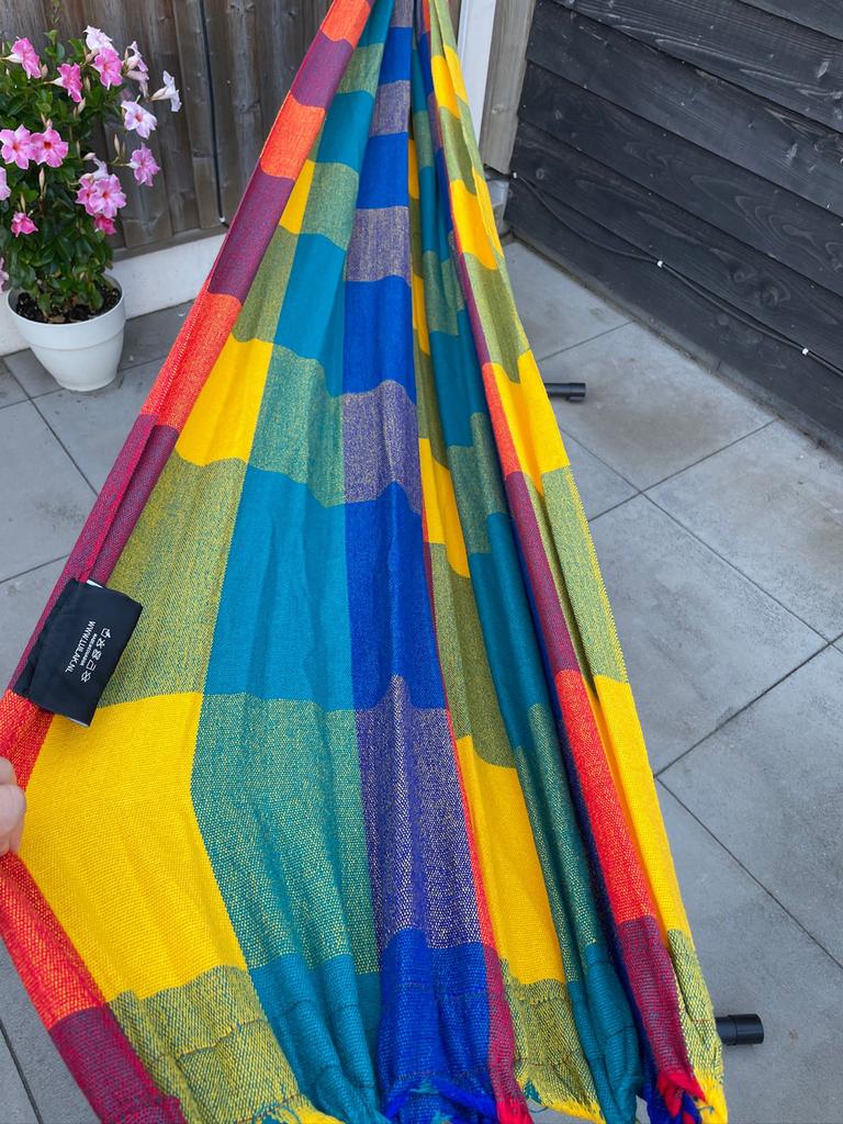 Kleurrijke hangmat met standaard - Zo goed als nieuw, Tuin en Terras, Hangmatten, Ophalen of Verzenden, Zo goed als nieuw, Met standaard