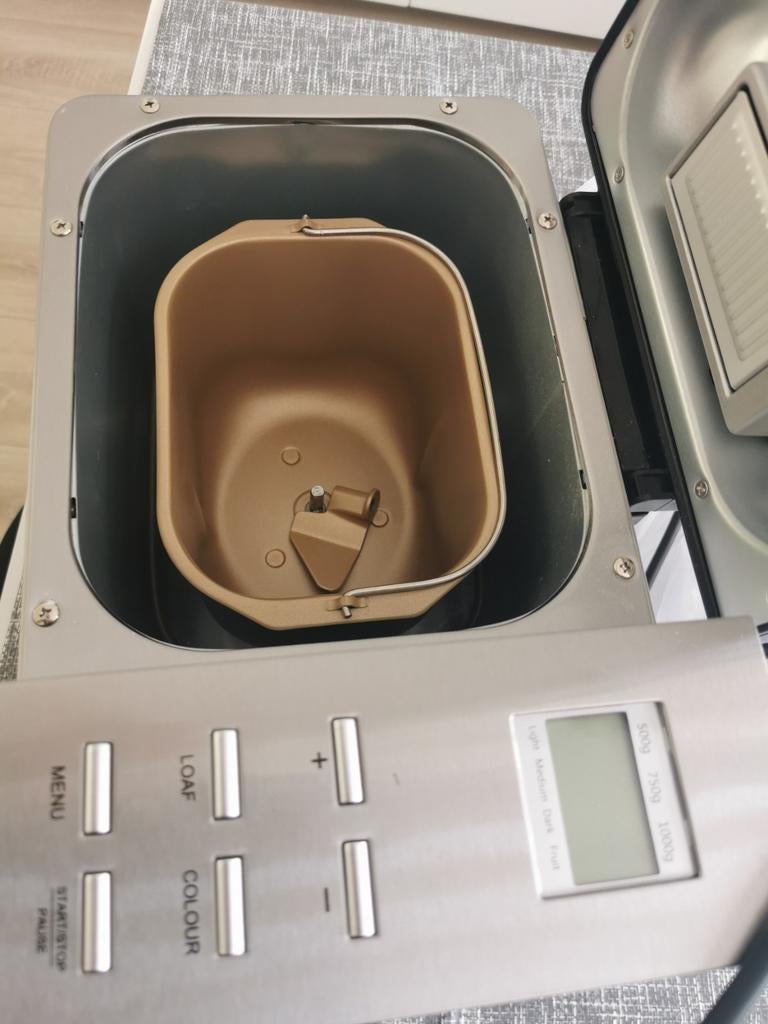 Te koop broodbakmachine nieuwe, Witgoed en Apparatuur, Ophalen of Verzenden, Nieuw