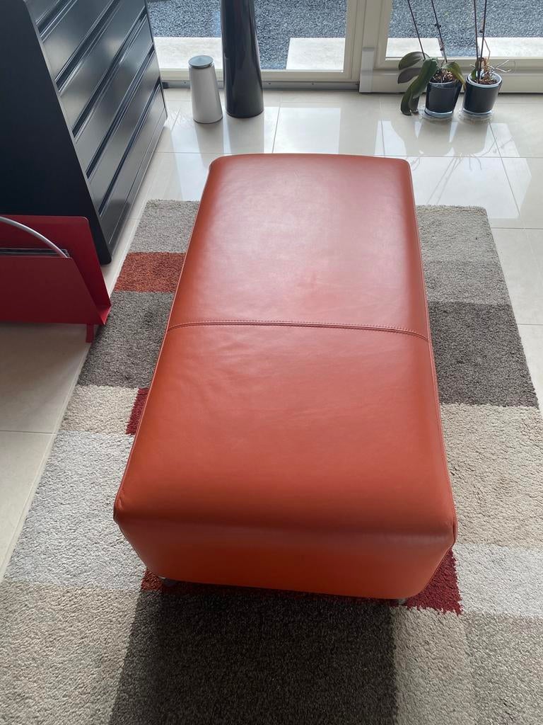 Leolux Faya Lobi lederen poef / hocker, Ophalen of Verzenden, Zo goed als nieuw