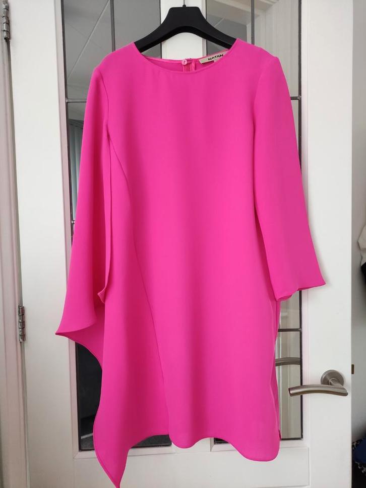 Natan elegante stijlvolle jurk maat 38, Kleding | Dames, Jurken, Gedragen, Maat 38/40 (M), Roze, Boven de knie, Ophalen of Verzenden