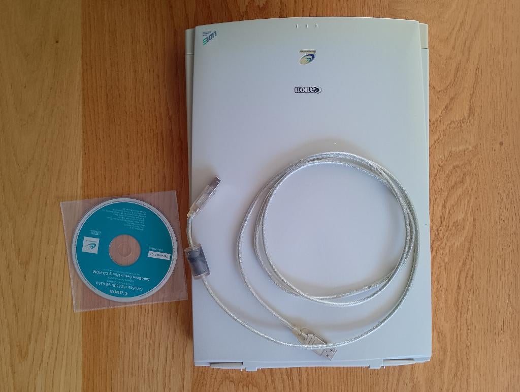 Canon Canoscan FB630U/FB636U (scanner), Computers en Software, Scanners, Gebruikt, Canon, Ophalen of Verzenden, Windows