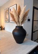 Zwarte aardewerk kruikvaas, Huis en Inrichting, Woonaccessoires | Vazen, -, Zwart, -, Aardewerk of Porselein