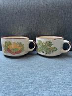 Set van 2  soepkommen met groenten afbeelding retro vintage, Keramiek, Ophalen of Verzenden, Zo goed als nieuw, Kom(men)