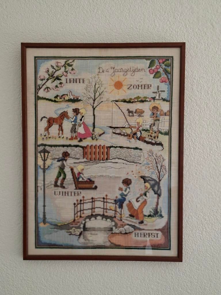 Borduurwerk lente, zomer, herfst en winter, Ophalen, Zo goed als nieuw, Overige typen