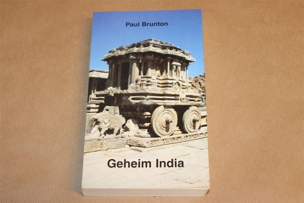 Geheim India — Paul Brunton, Yoga & Goeroes India, Boeken, Ophalen of Verzenden, Gelezen, Overige onderwerpen, Achtergrond en Informatie