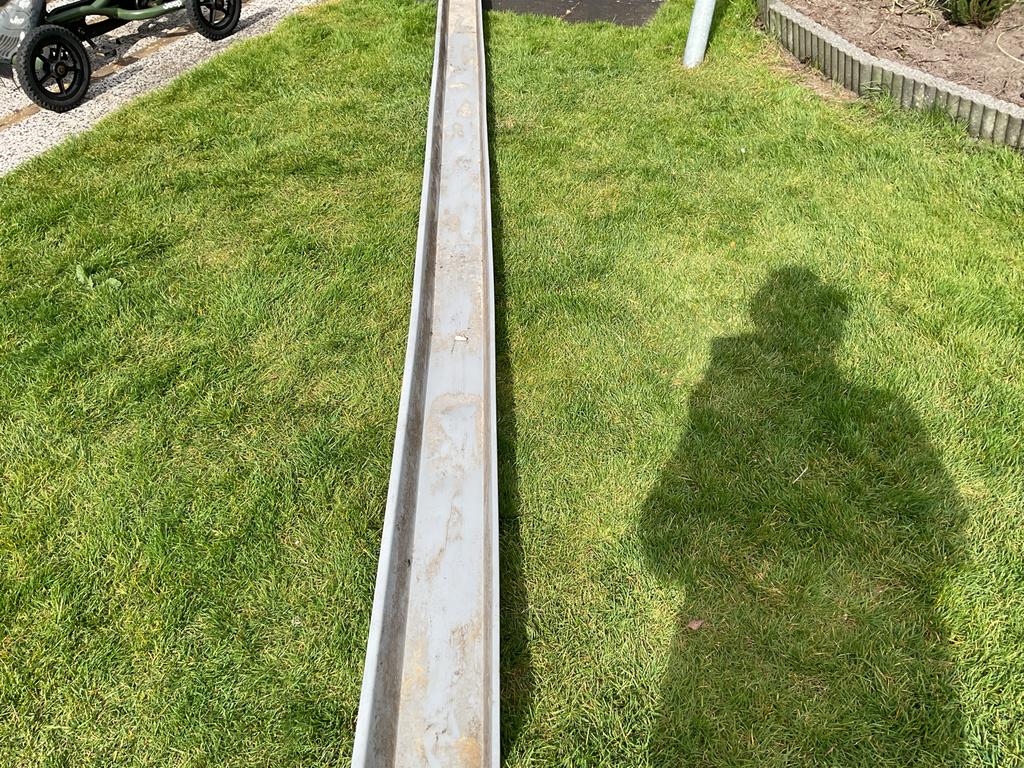 PVC dakgoot 4 meter, Doe-het-zelf en Verbouw, Buizen en Afvoer, Ophalen, Pvc, Nieuw, 4 tot 6 meter